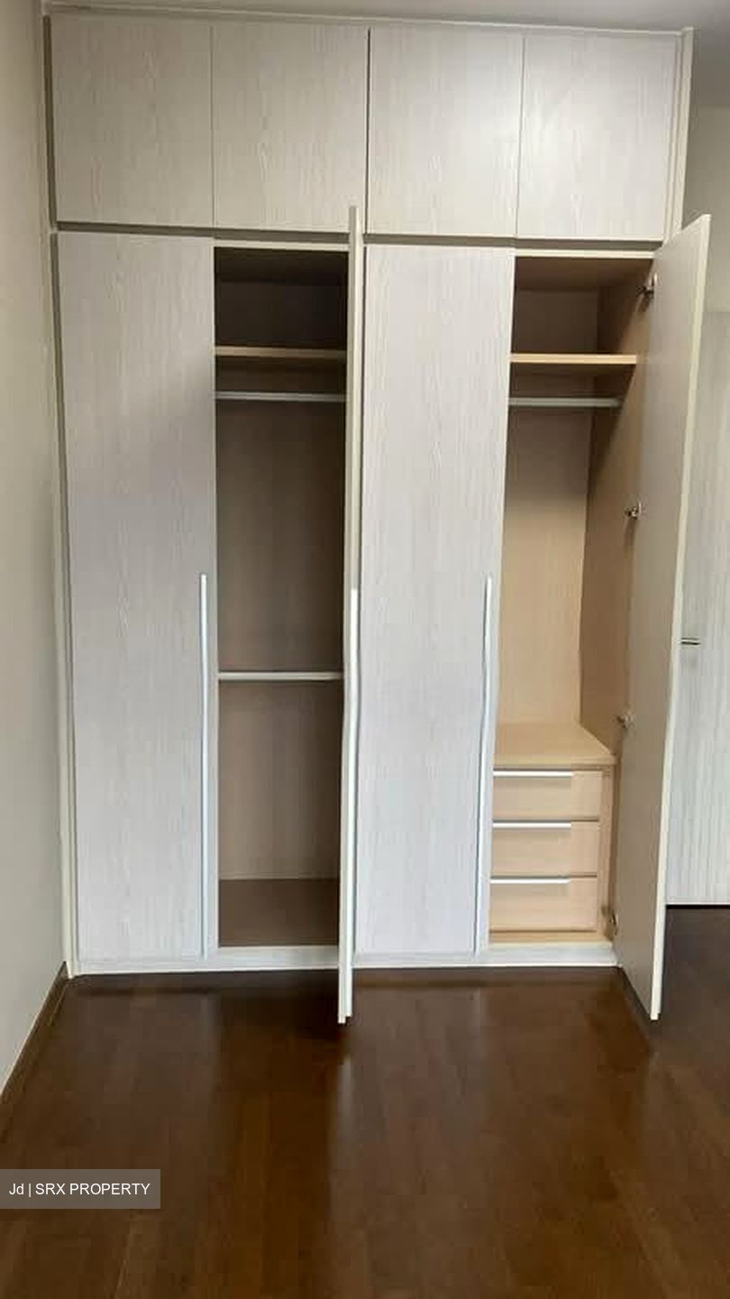 Sea Esta (D18), Condominium #590398241